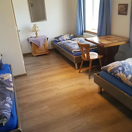Gaestehaus Erika * Holzkirchen (Miesbach)