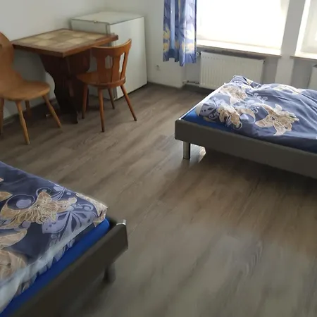 Gaestehaus Erika Πανσιόν *
